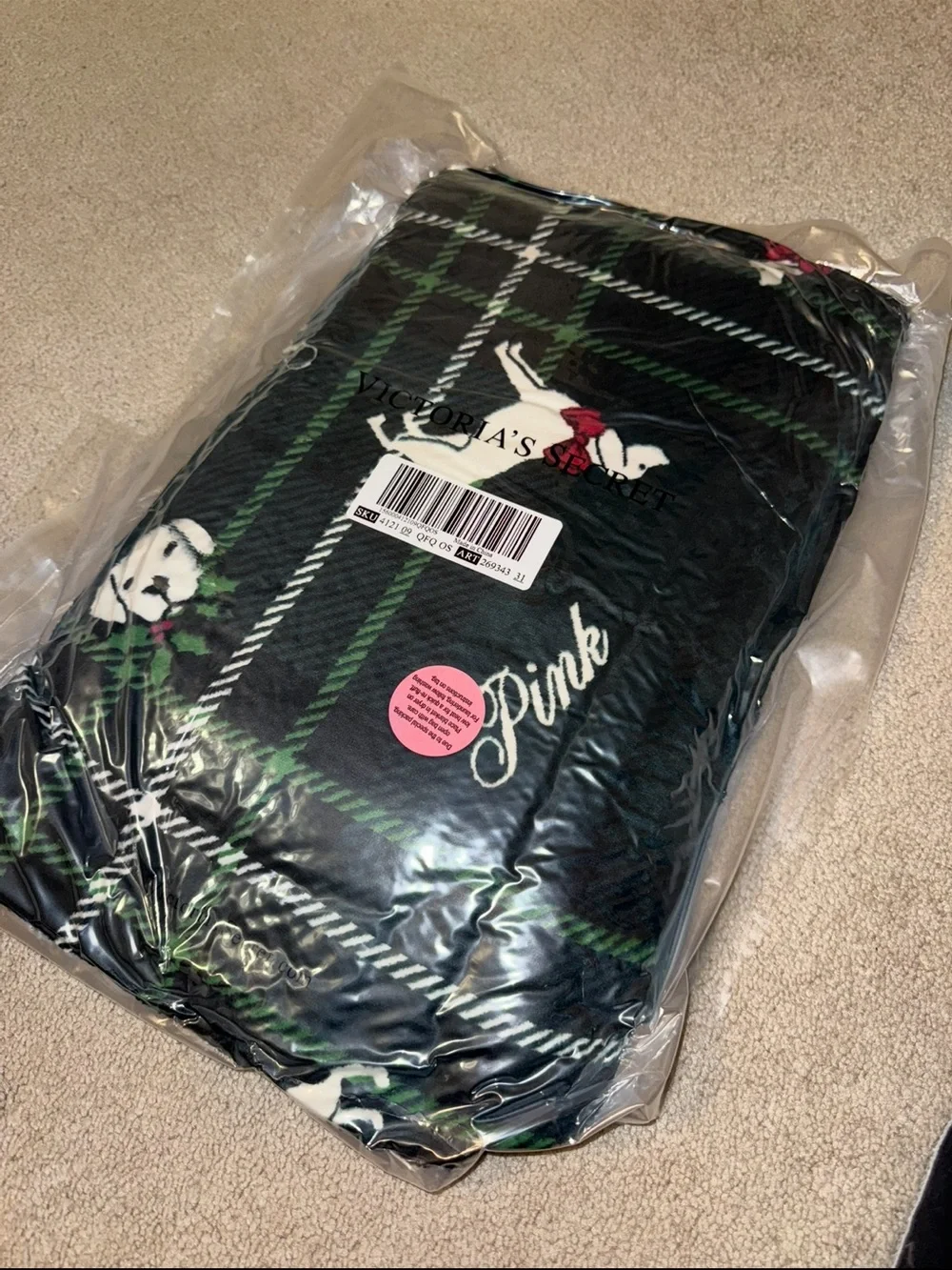 PINK Victoria's Secret Sherpa Blanket